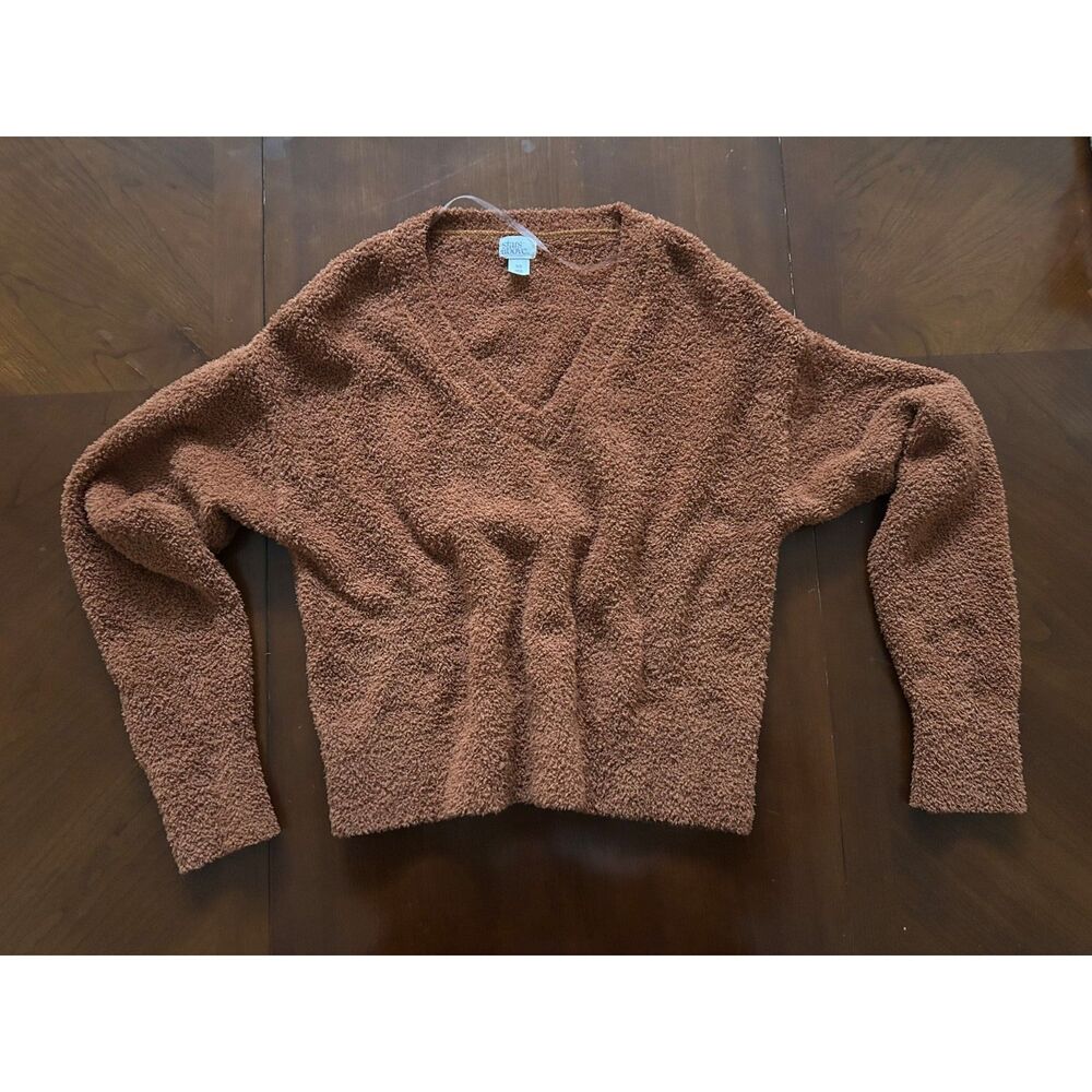 Stars Above Crop Knit V-Neck Sweater